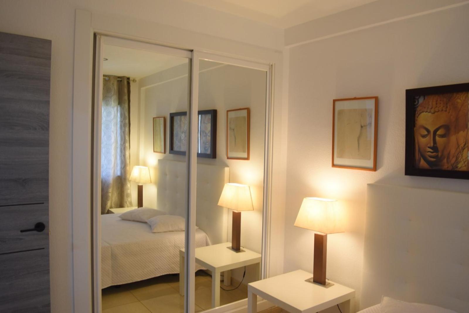 Apartamentos De Los Cisnes Benalmadena Luaran gambar