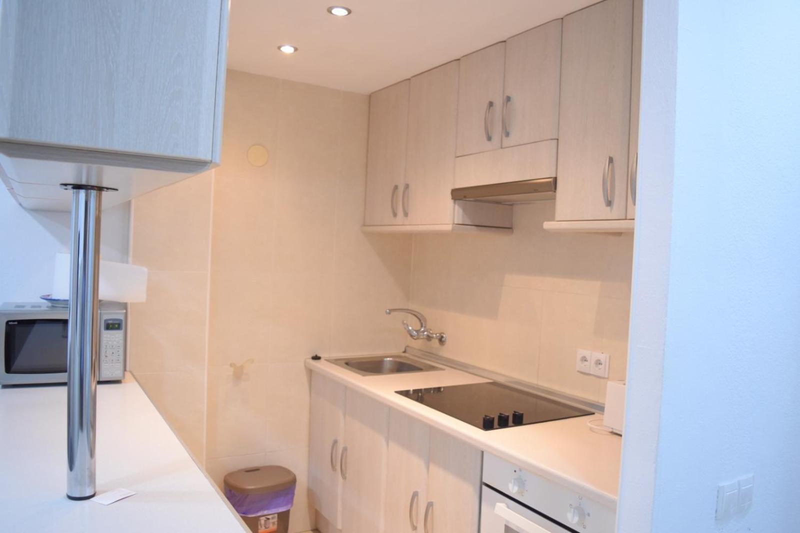 Apartamentos De Los Cisnes Benalmadena Luaran gambar