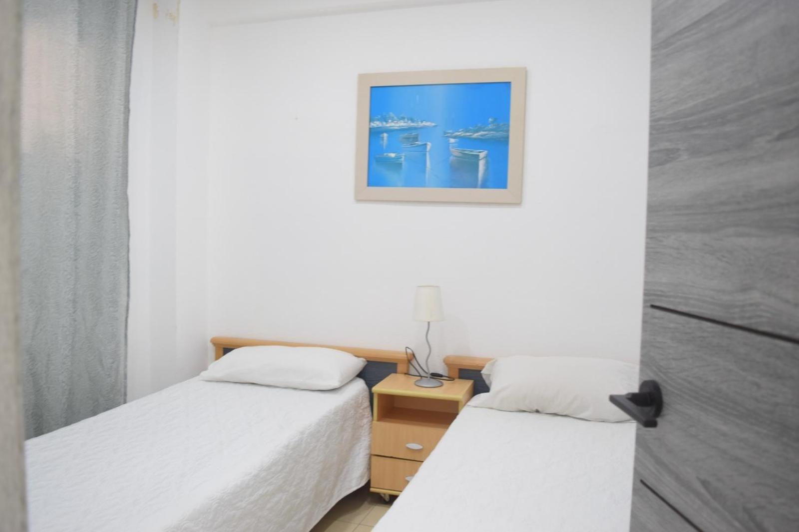Apartamentos De Los Cisnes Benalmadena Luaran gambar